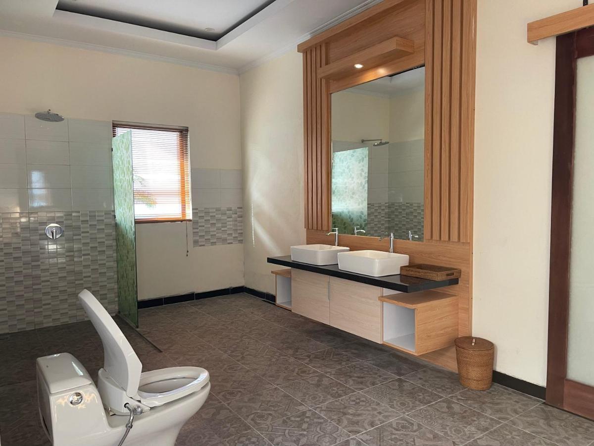 Toyapakeh Semabu Hills Hotel Nusa Penida מראה חיצוני תמונה
