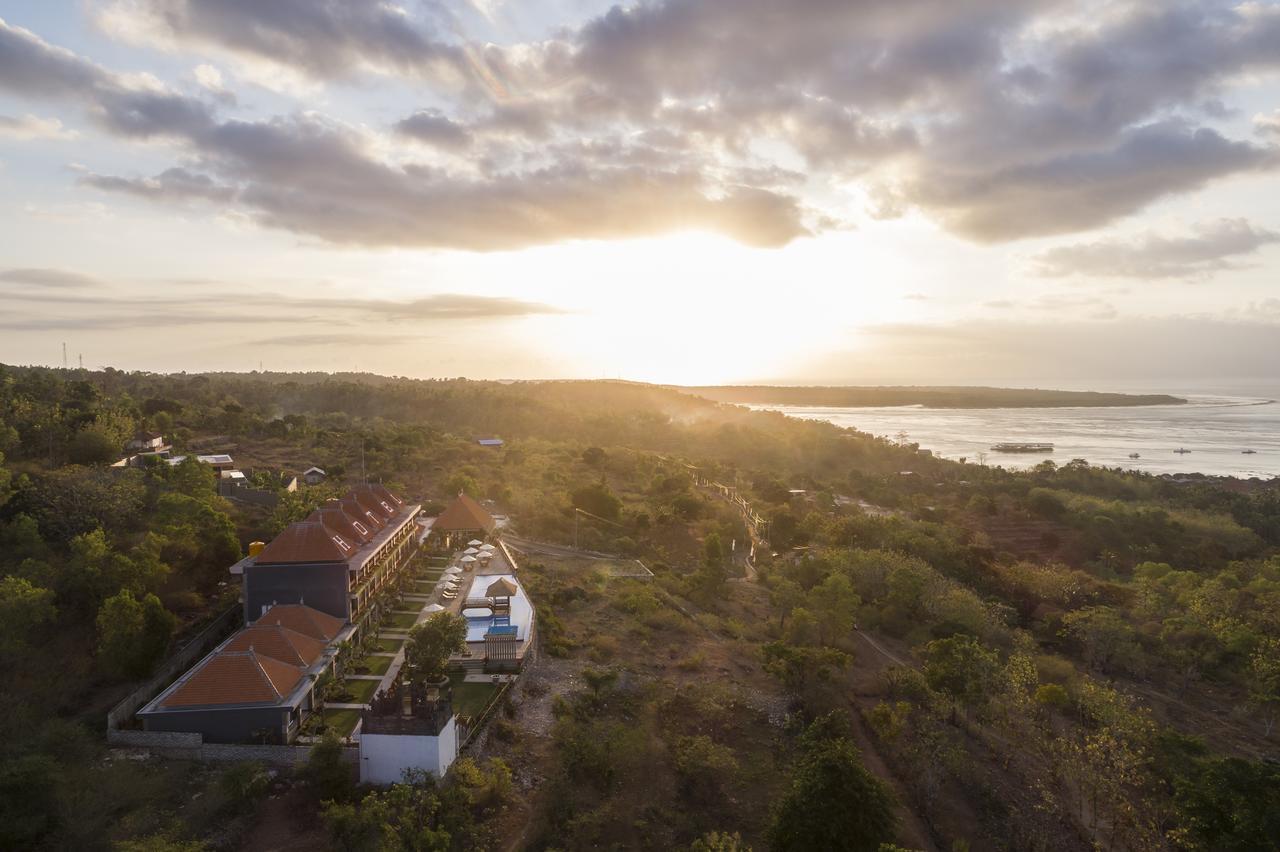 Toyapakeh Semabu Hills Hotel Nusa Penida מראה חיצוני תמונה