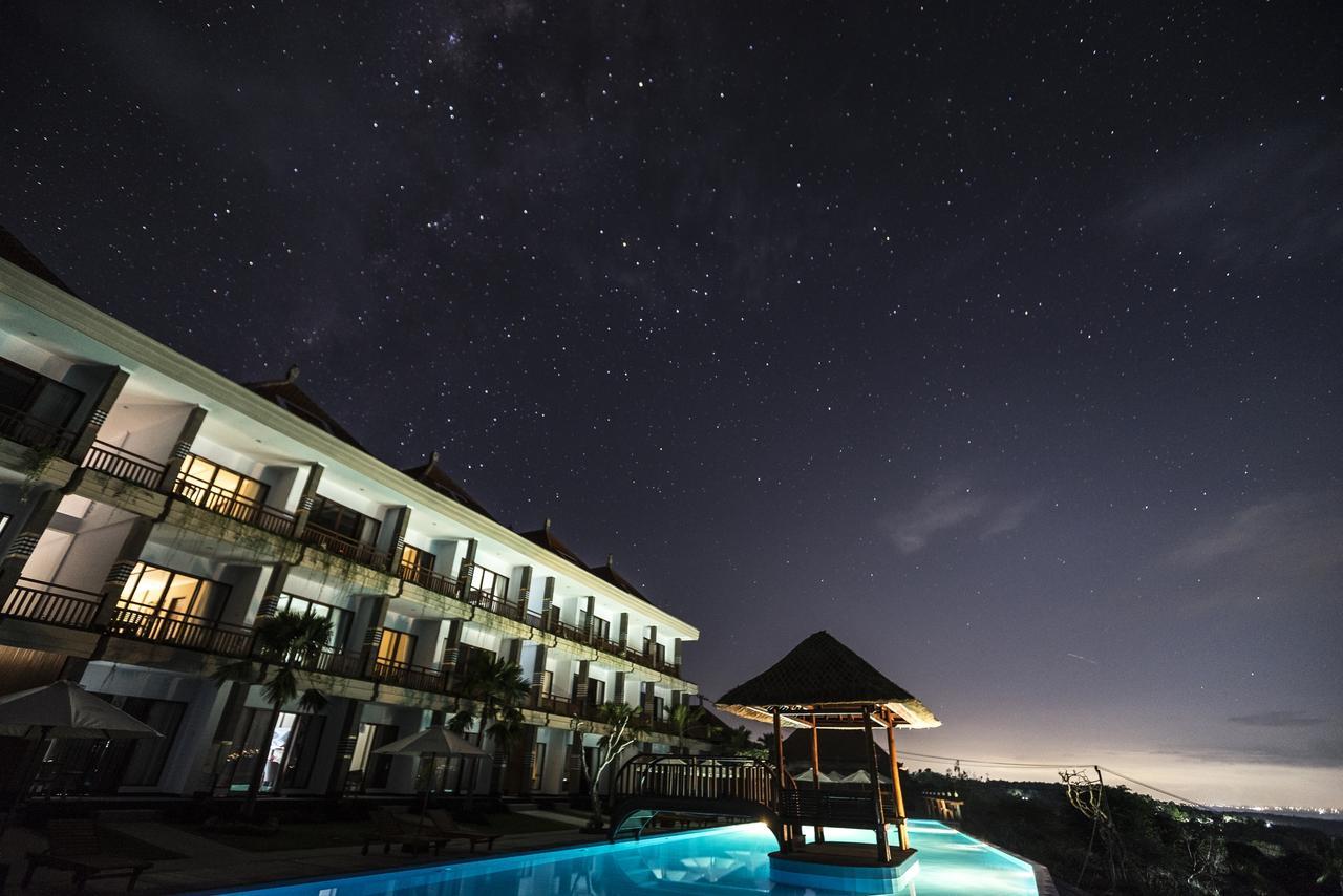 Toyapakeh Semabu Hills Hotel Nusa Penida מראה חיצוני תמונה